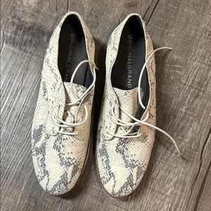 Cole Haan Cream and Gray Snake Print Loafers